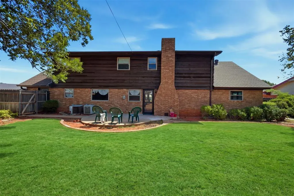 Photo 34 — 1619 Crestview Drive, Cordell, OK 73632