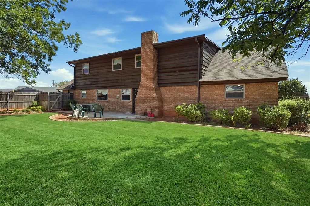 Photo 35 — 1619 Crestview Drive, Cordell, OK 73632