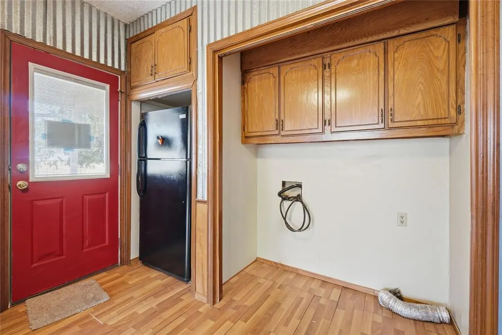 Photo 11 — 725 W Broadway Street, Mountain Park, OK 73552