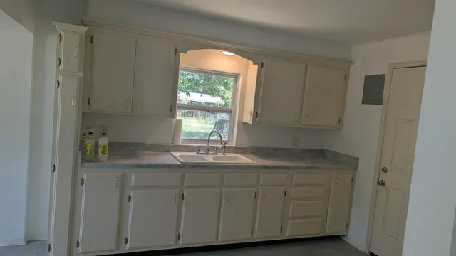 Photo 7 — 125 N Fowler Street, Meeker, OK 74855