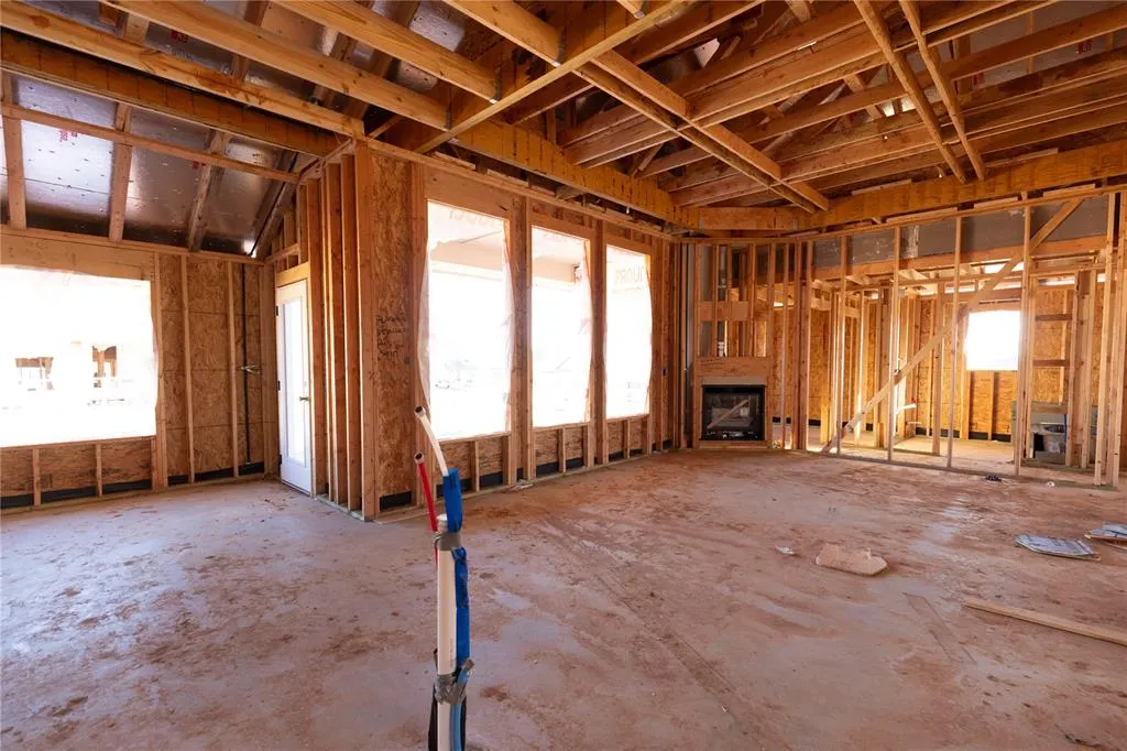 Front exterior — 9205 NW 86th Terrace, Yukon, OK 73099