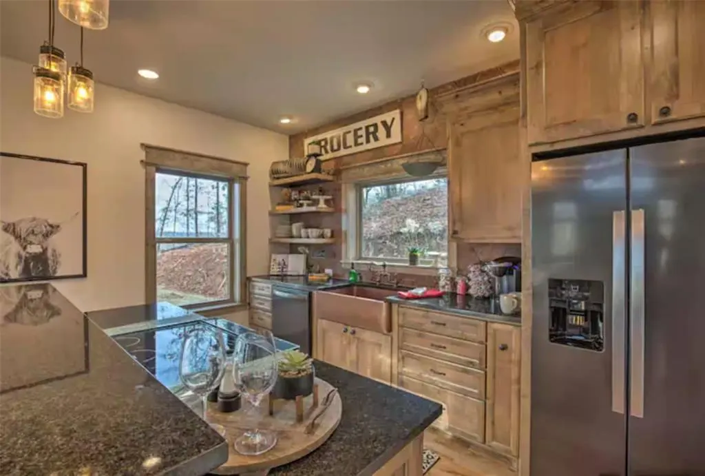 Photo 4 — 356 Little Creek Lane, Broken Bow, OK 74728