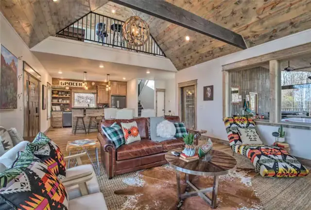 Photo 6 — 356 Little Creek Lane, Broken Bow, OK 74728