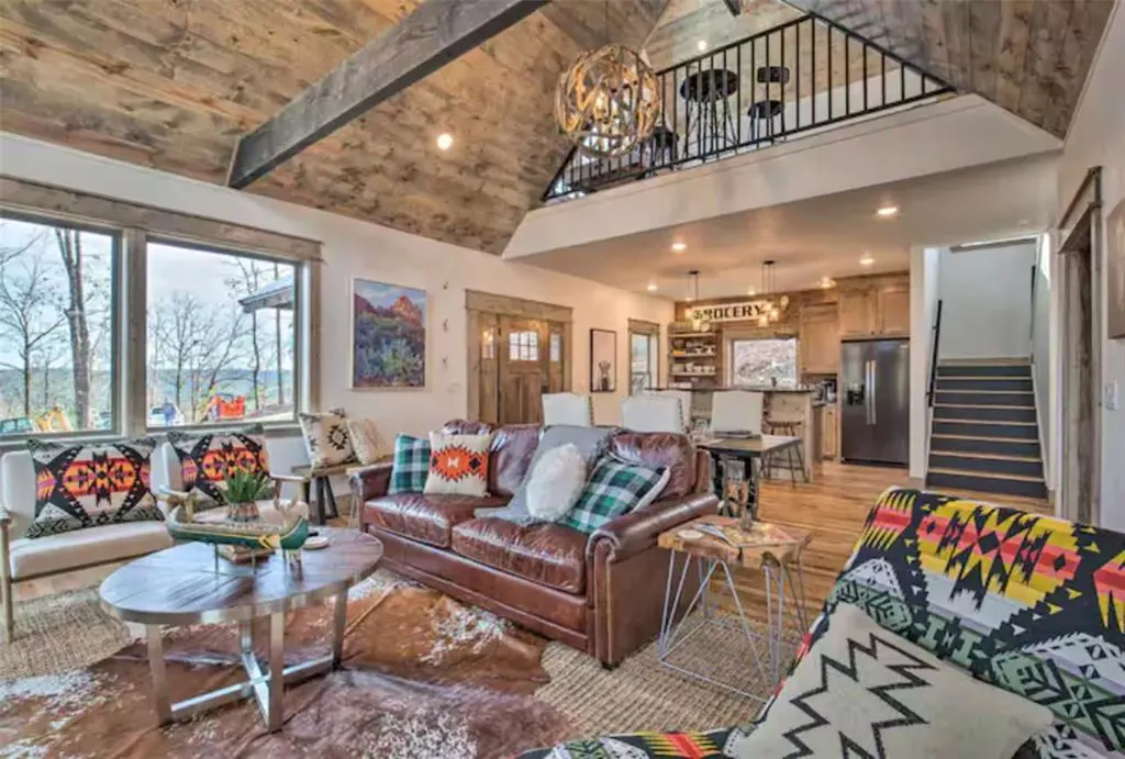 Photo 7 — 356 Little Creek Lane, Broken Bow, OK 74728
