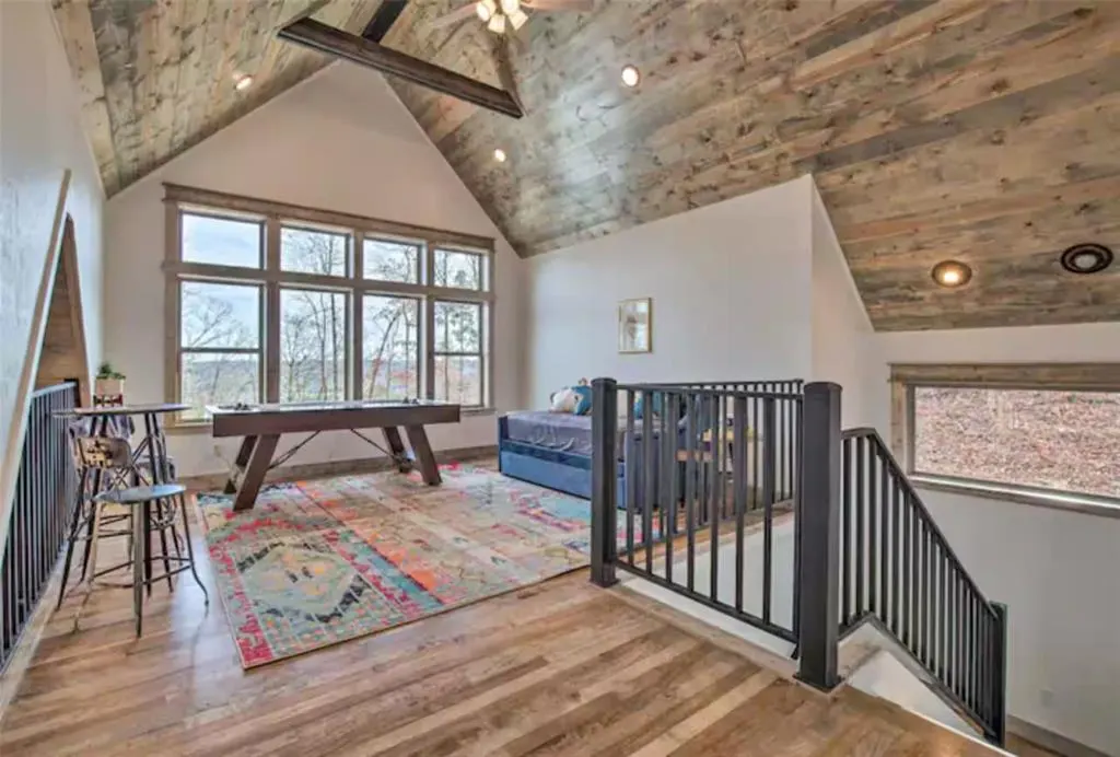 Photo 9 — 356 Little Creek Lane, Broken Bow, OK 74728