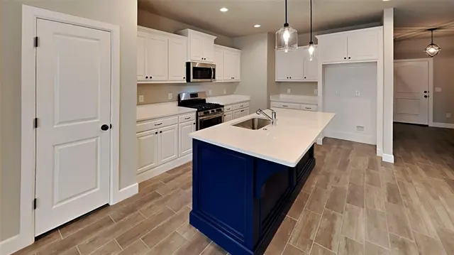 Photo 7 — 10520 NW 41st Street, Yukon, OK 73099