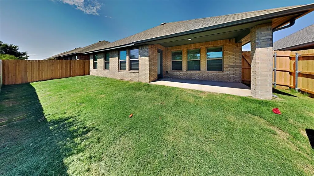 Photo 20 — 10520 NW 41st Street, Yukon, OK 73099