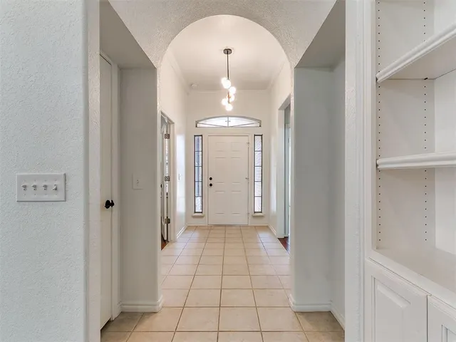 Photo 4 — 4013 NE 137th Street, Edmond, OK 73013