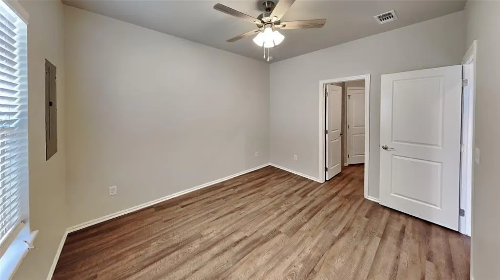 Photo 10 — 9329 NW 125th Street, Yukon, OK 73099