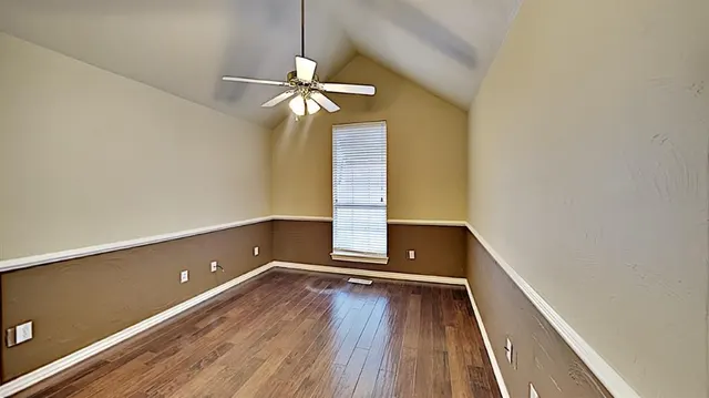 Photo 5 — 6808 Sandlewood Drive, Oklahoma City, OK 73132