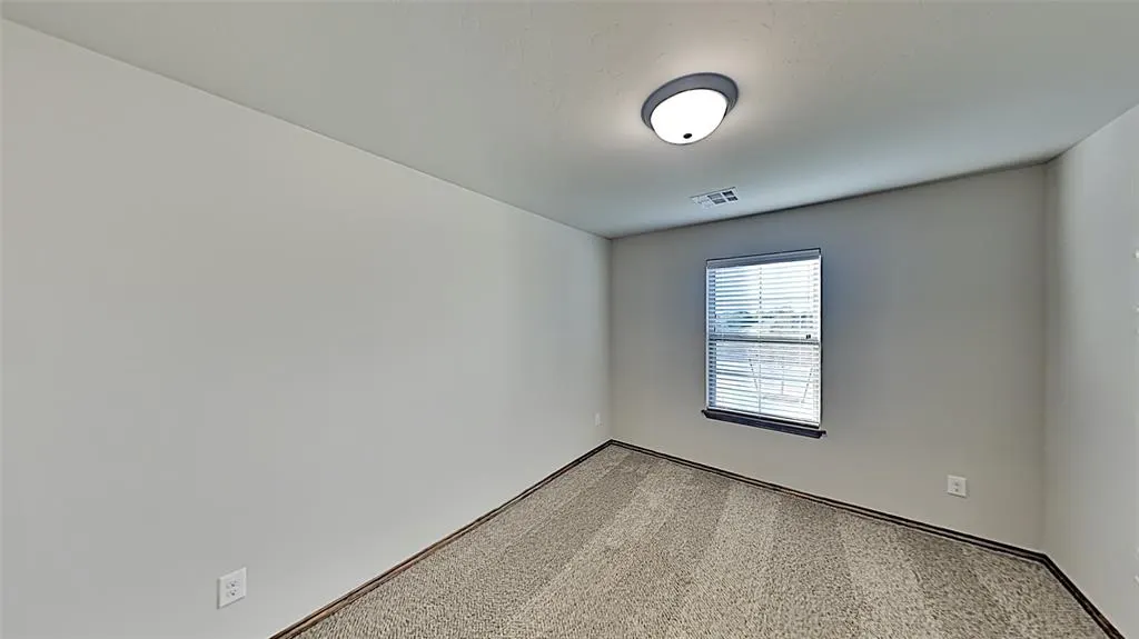 Photo 15 — 5521 Cheyenne Road, Warr Acres, OK 73132