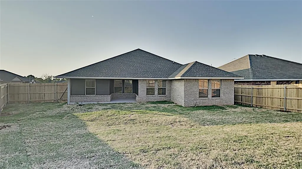 Photo 19 — 5521 Cheyenne Road, Warr Acres, OK 73132