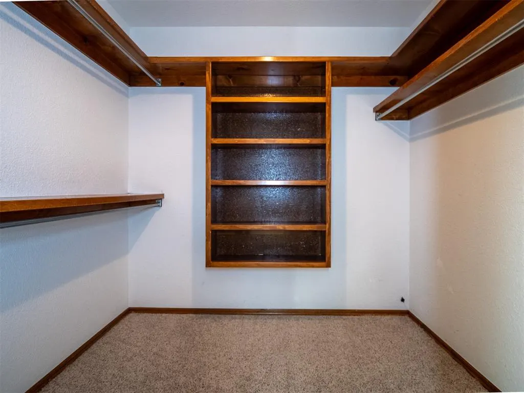 Photo 25 — 11221 Kingsgate Drive, Oklahoma City, OK 73170