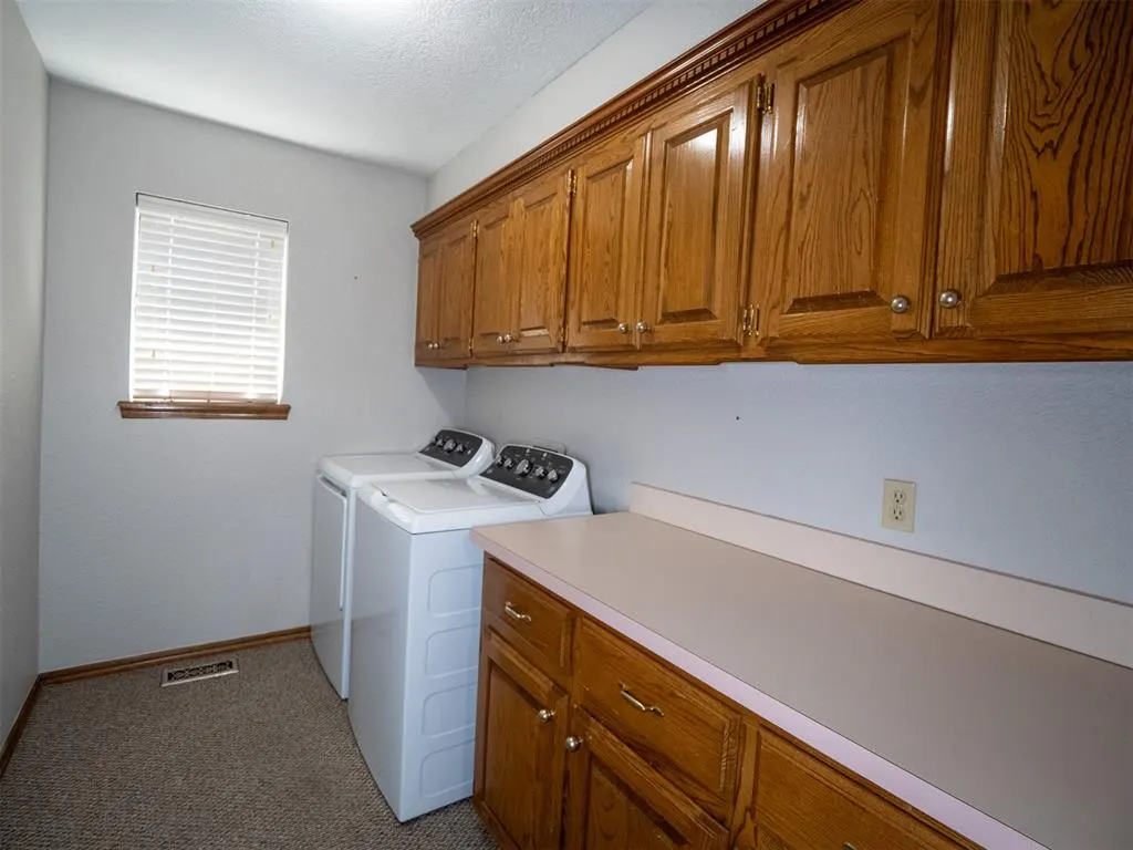 Photo 34 — 11221 Kingsgate Drive, Oklahoma City, OK 73170