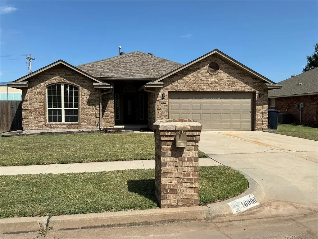 Front exterior — 16000 Vicki Drive, Oklahoma City, OK 73170