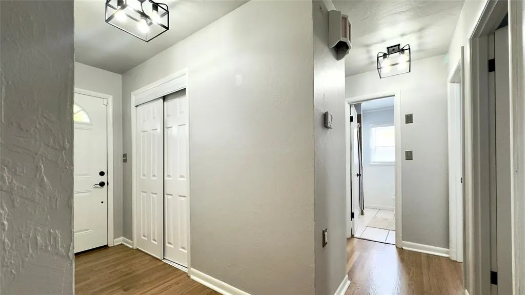 Photo 13 — 2136 Erin Place, Oklahoma City, OK 73120
