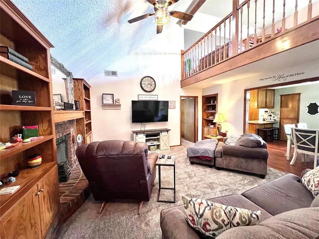 Photo 2 — 1808 SE 15th Street, Moore, OK 73160
