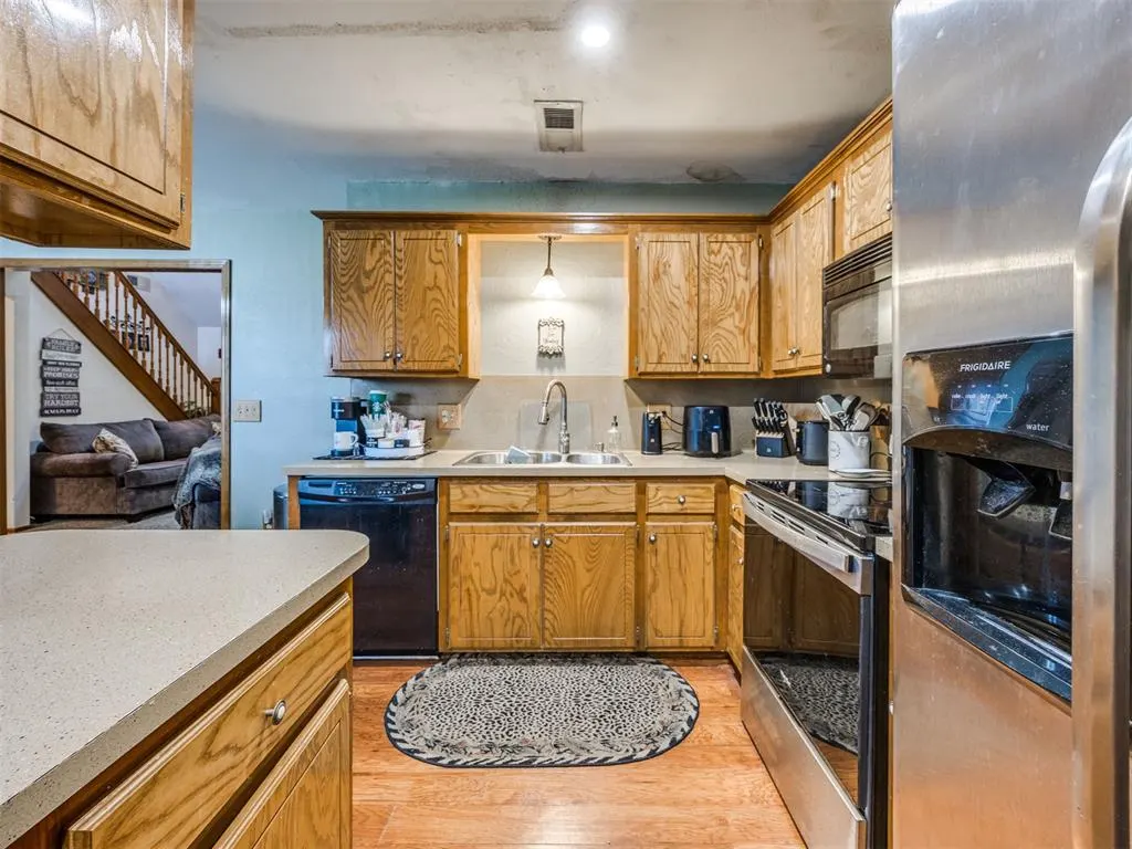 Photo 10 — 1808 SE 15th Street, Moore, OK 73160
