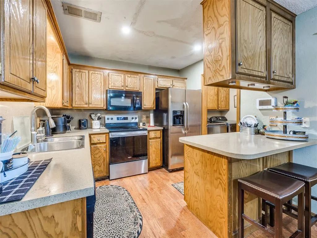 Photo 14 — 1808 SE 15th Street, Moore, OK 73160