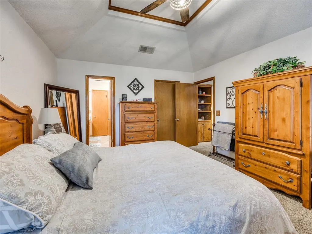 Photo 15 — 1808 SE 15th Street, Moore, OK 73160
