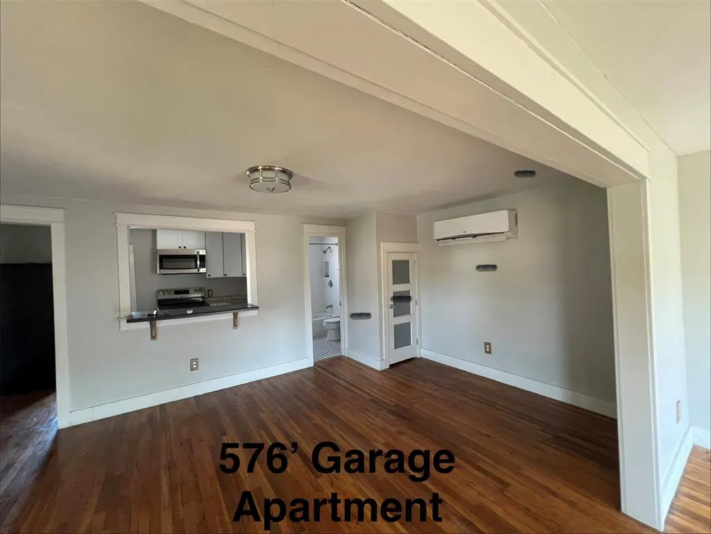 Photo 13 — 1637 NW 11th Street 1635, Oklahoma City, OK 73106