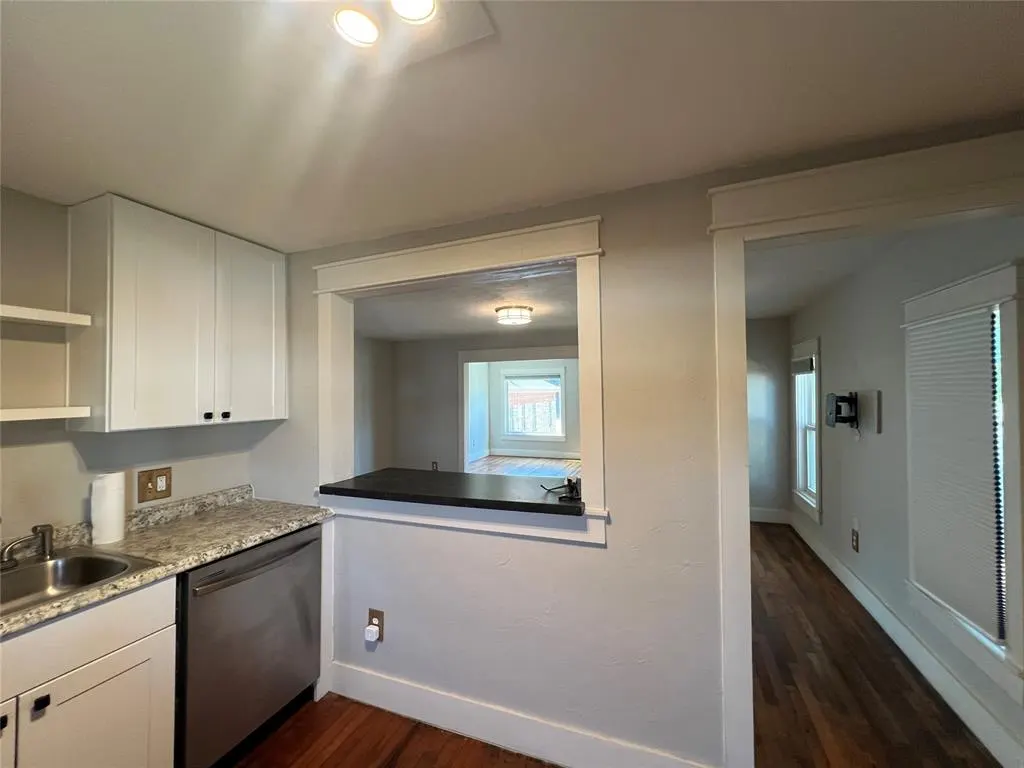 Photo 18 — 1637 NW 11th Street 1635, Oklahoma City, OK 73106