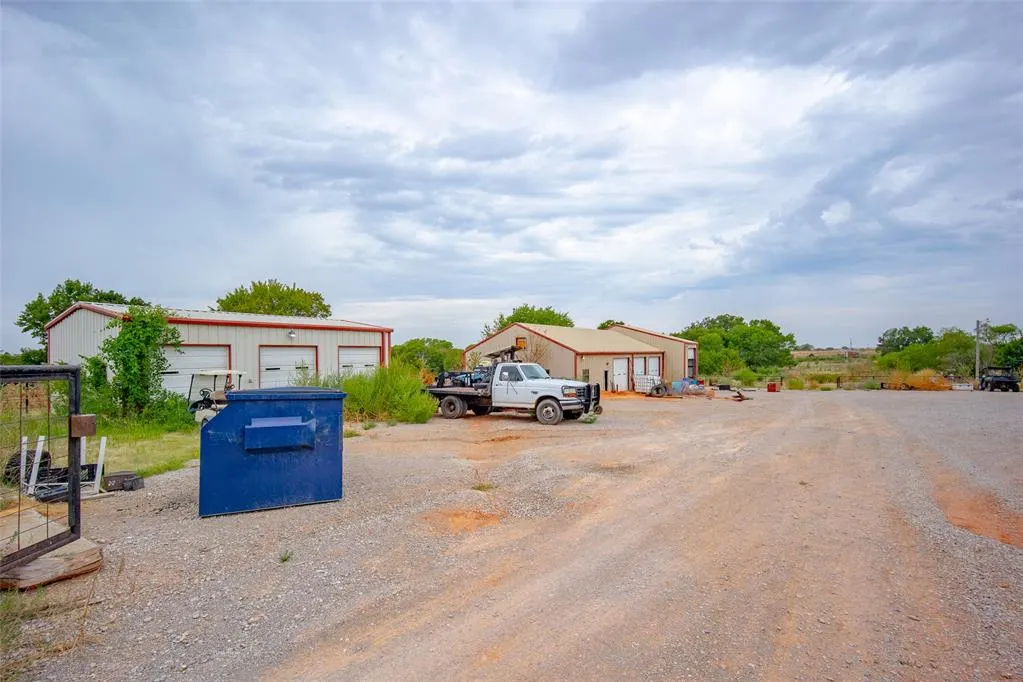 Photo 4 — 11549 State Highway 76, Lindsay, OK 73052