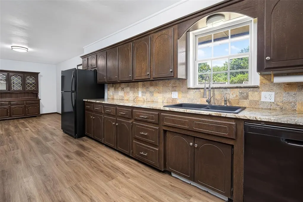 Photo 14 — 1011 Cedar Drive, Blanchard, OK 73010