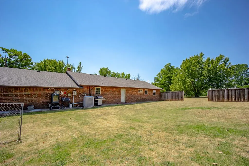 Photo 40 — 1011 Cedar Drive, Blanchard, OK 73010
