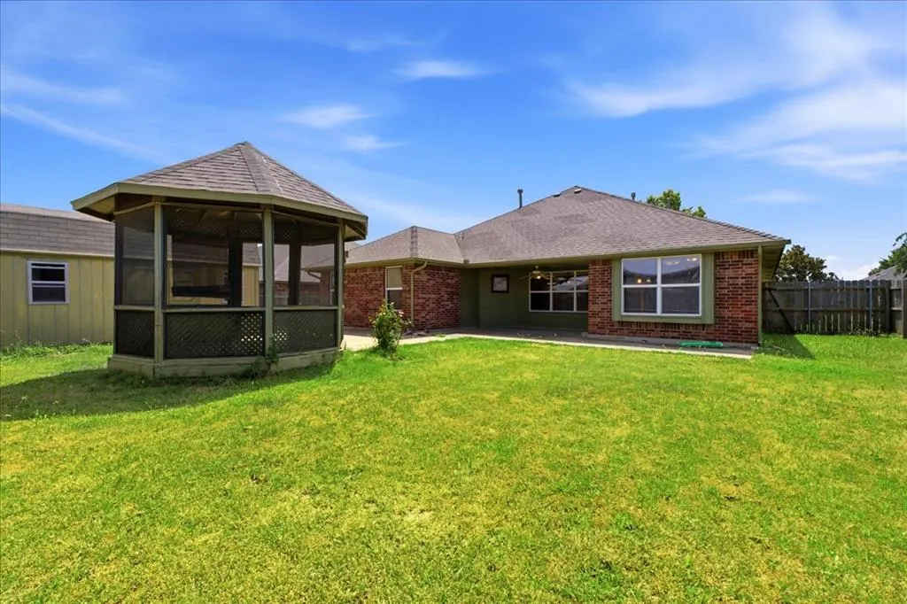 Photo 36 — 549 NE 23rd Street, Newcastle, OK 73065