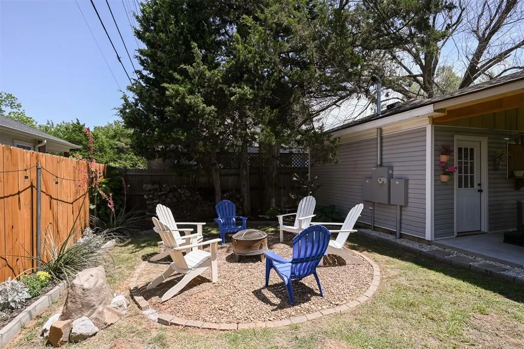 Photo 37 — 2405 NW 16 Street, Oklahoma City, OK 73107