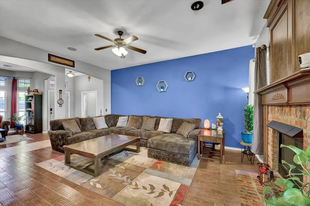 Photo 6 — 3424 Valley Hollow, Norman, OK 73071