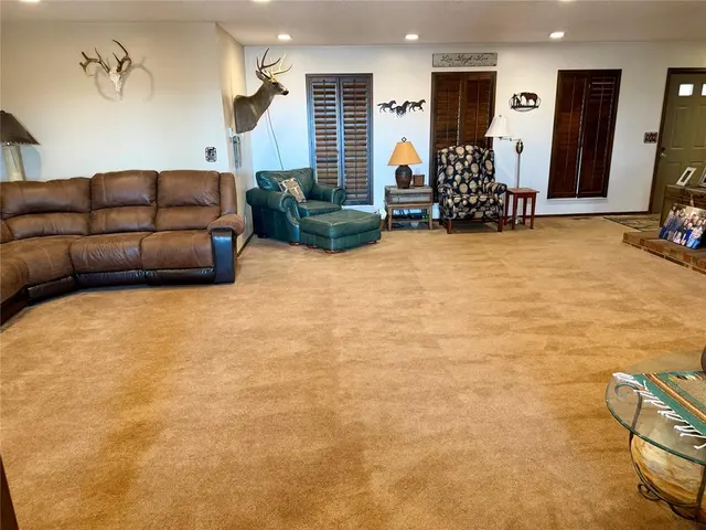 Photo 5 — 10066 N 2263 Road, Clinton, OK 73601