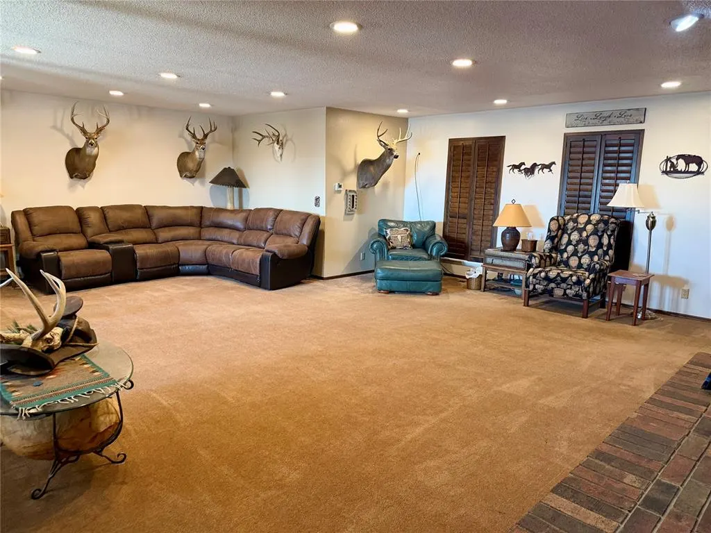 Photo 6 — 10066 N 2263 Road, Clinton, OK 73601