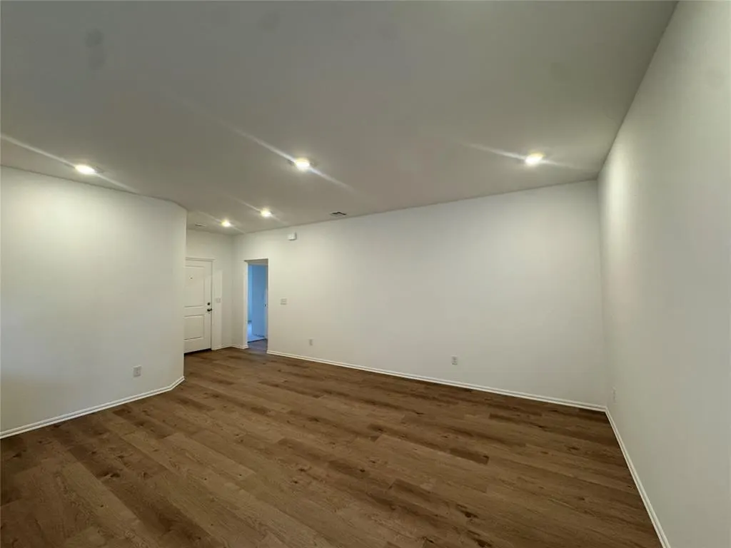 Photo 8 — 10024 SW 38th Street, Oklahoma City, OK 73064