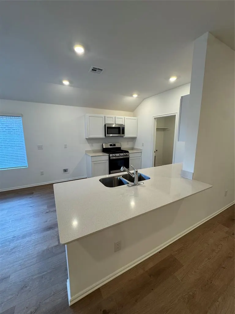 Photo 9 — 10024 SW 38th Street, Oklahoma City, OK 73064