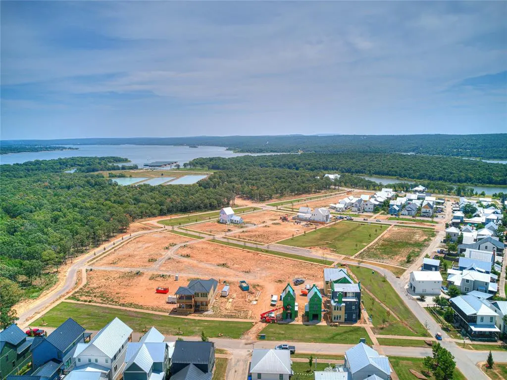 Photo 10 — 60 Boulevard, Carlton Landing, OK 74432