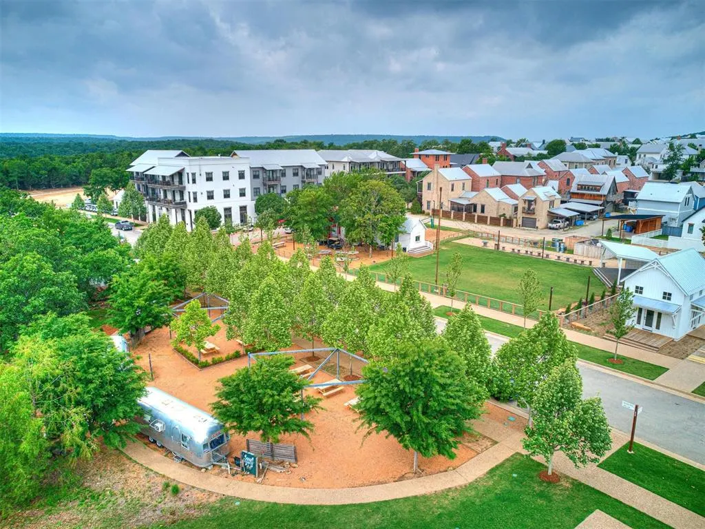 Photo 43 — 60 Boulevard, Carlton Landing, OK 74432