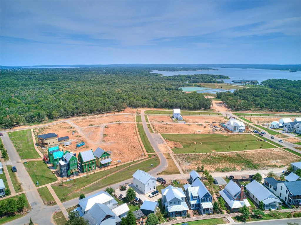 Photo 11 — 64 Boulevard, Carlton Landing, OK 74432