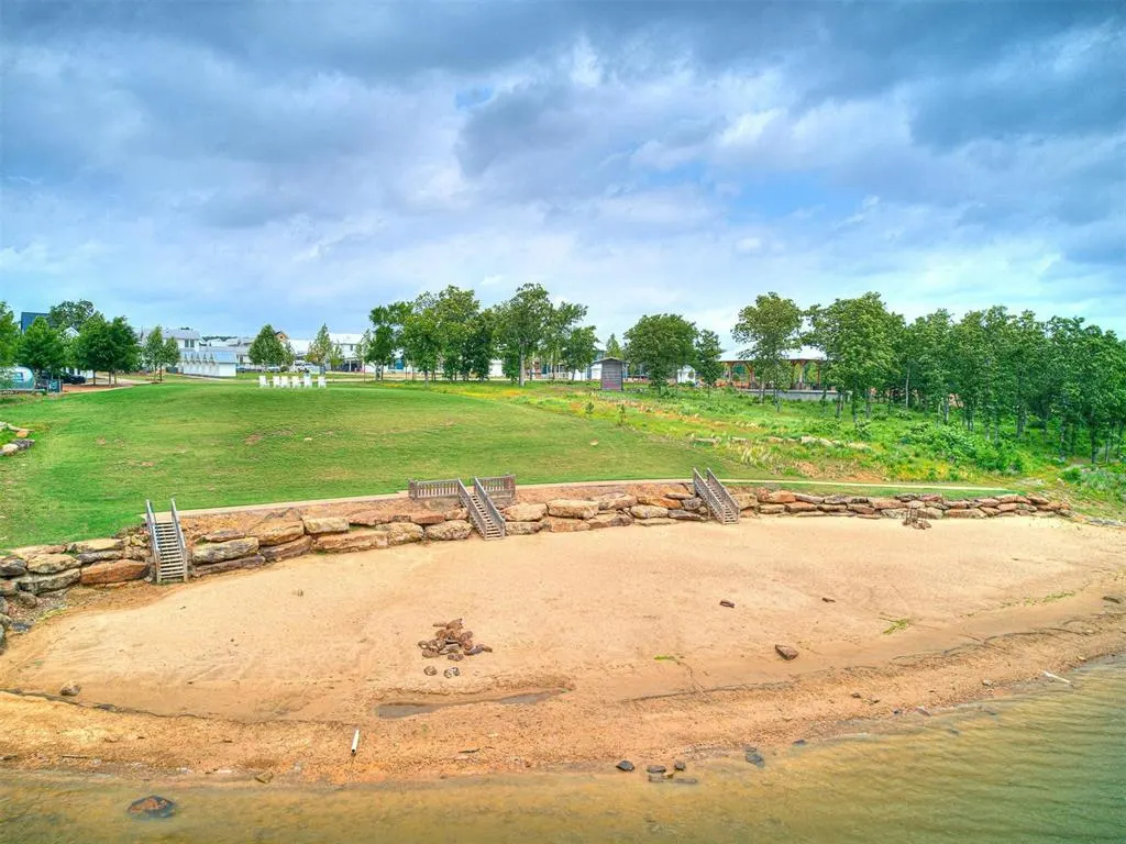 Photo 38 — 41 Hill Street, Carlton Landing, OK 74432