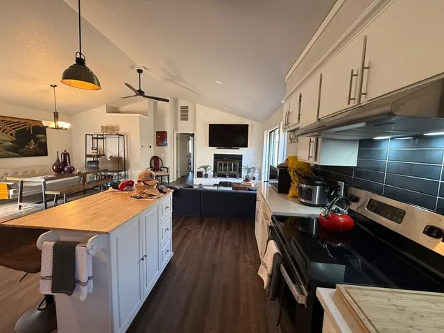 Photo 7 — 6007 Gaelic Glen Drive, Oklahoma City, OK 73142
