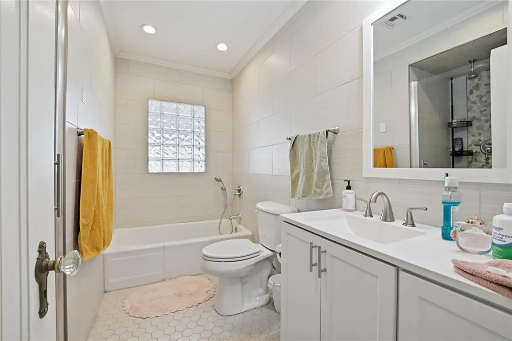 Photo 18 — 1546 NW NW 37th Street, Oklahoma City, OK 73118