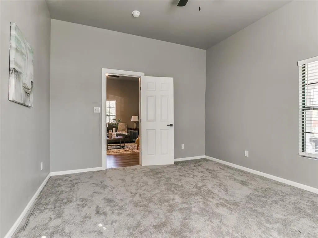 Photo 6 — 524 E Harrison Avenue, Guthrie, OK 73044