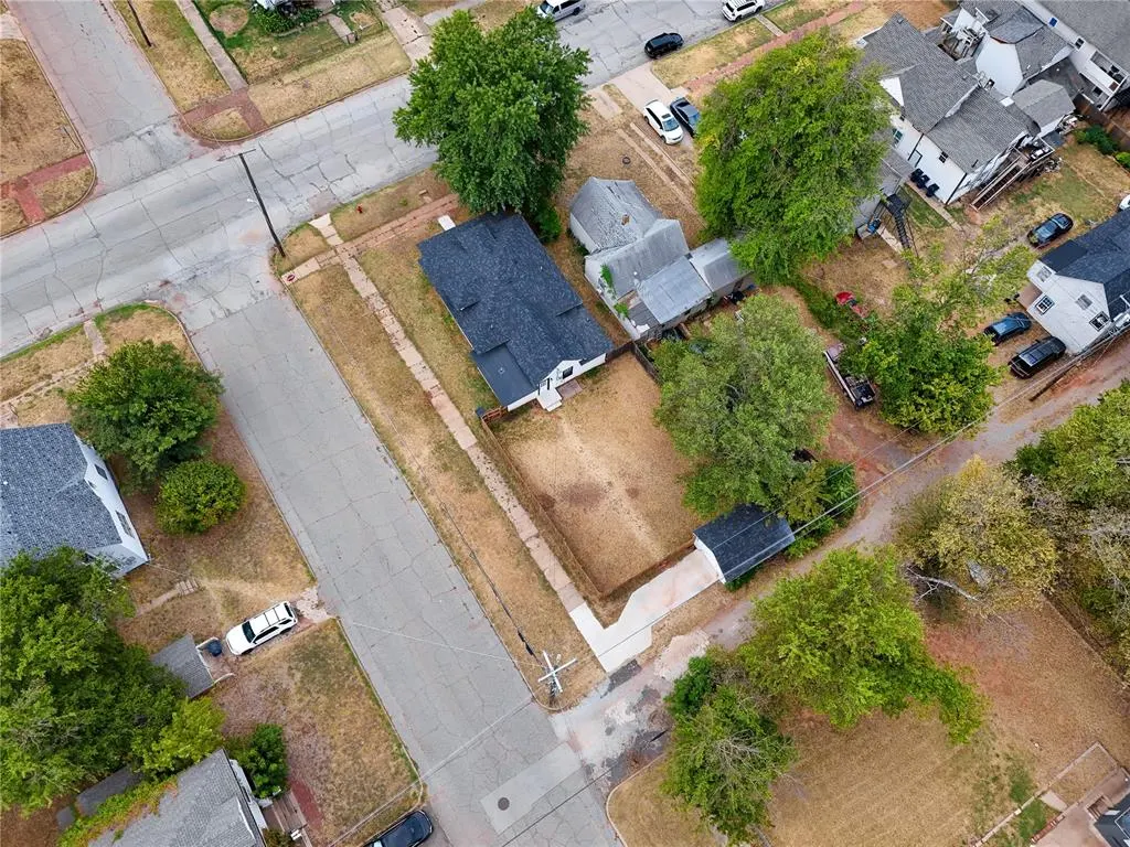 Photo 39 — 524 E Harrison Avenue, Guthrie, OK 73044
