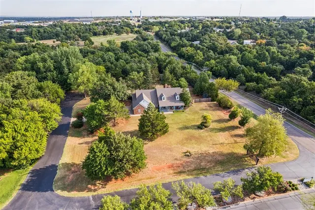 Front exterior — 4275 Cedar Creek Drive, Edmond, OK 73034