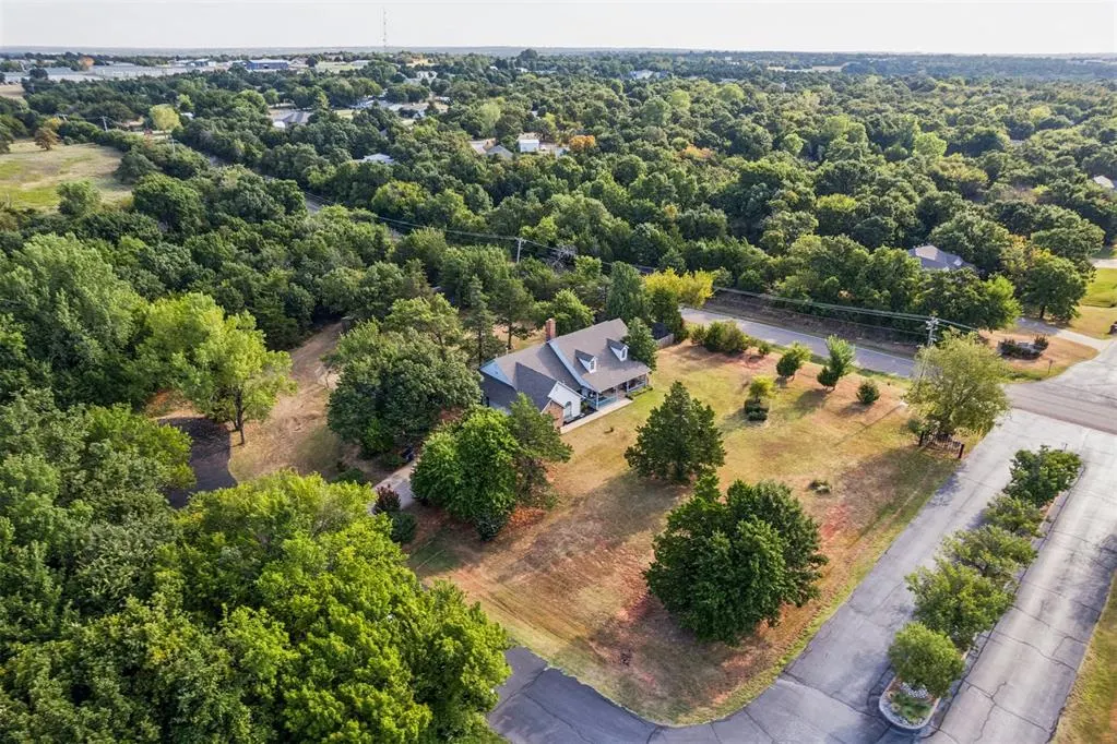 Photo 32 — 4275 Cedar Creek Drive, Edmond, OK 73034