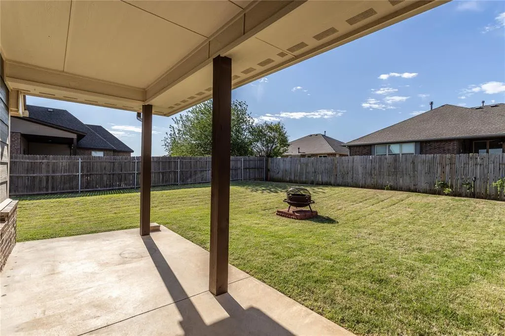 Photo 22 — 11244 NW 102nd Street, Yukon, OK 73099