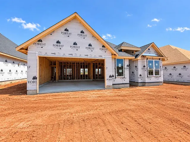 Photo 2 — 15416 Addison Lane, Edmond, OK 73013