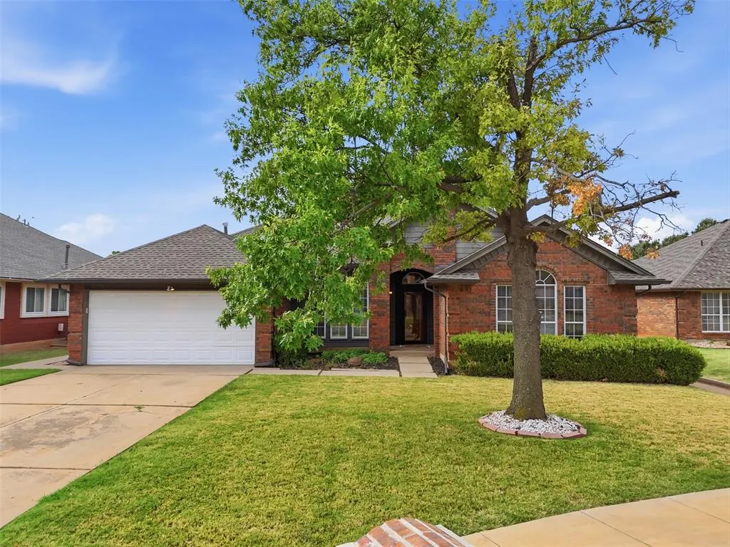 Front exterior — 2800 NW 159th Street, Edmond, OK 73013