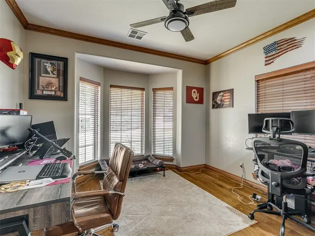 Photo 6 — 8030 Redhawk Lane, Edmond, OK 73034